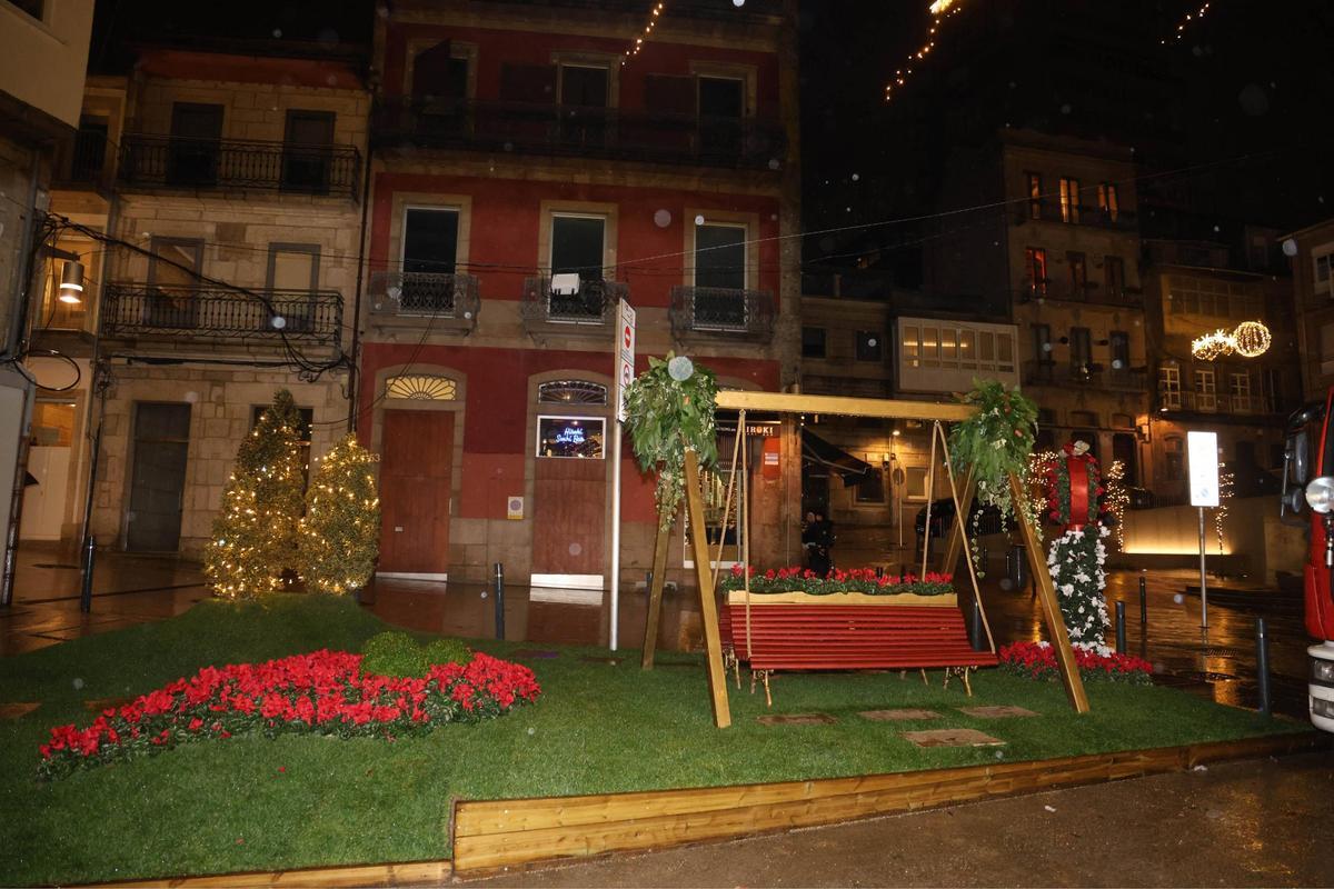 Vigo enciende la Navidad más grande de su historia ante miles de personas