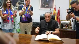 Pascual Pérez afirma que "no abandonará" al Eldense