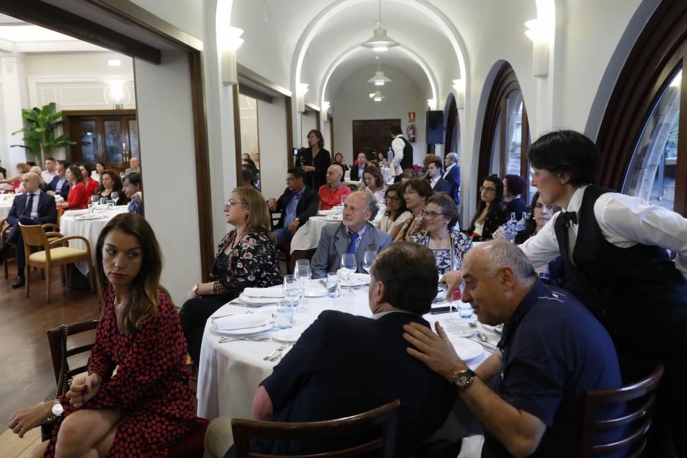 Cena benéfica de Asturmanager en Gijón