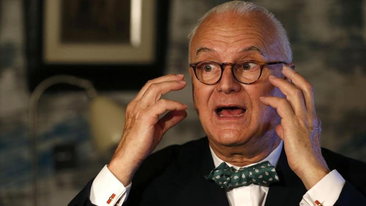 zentauroepp23620740 shoe designer manolo blahnik talks to reuters during an inte170901124444