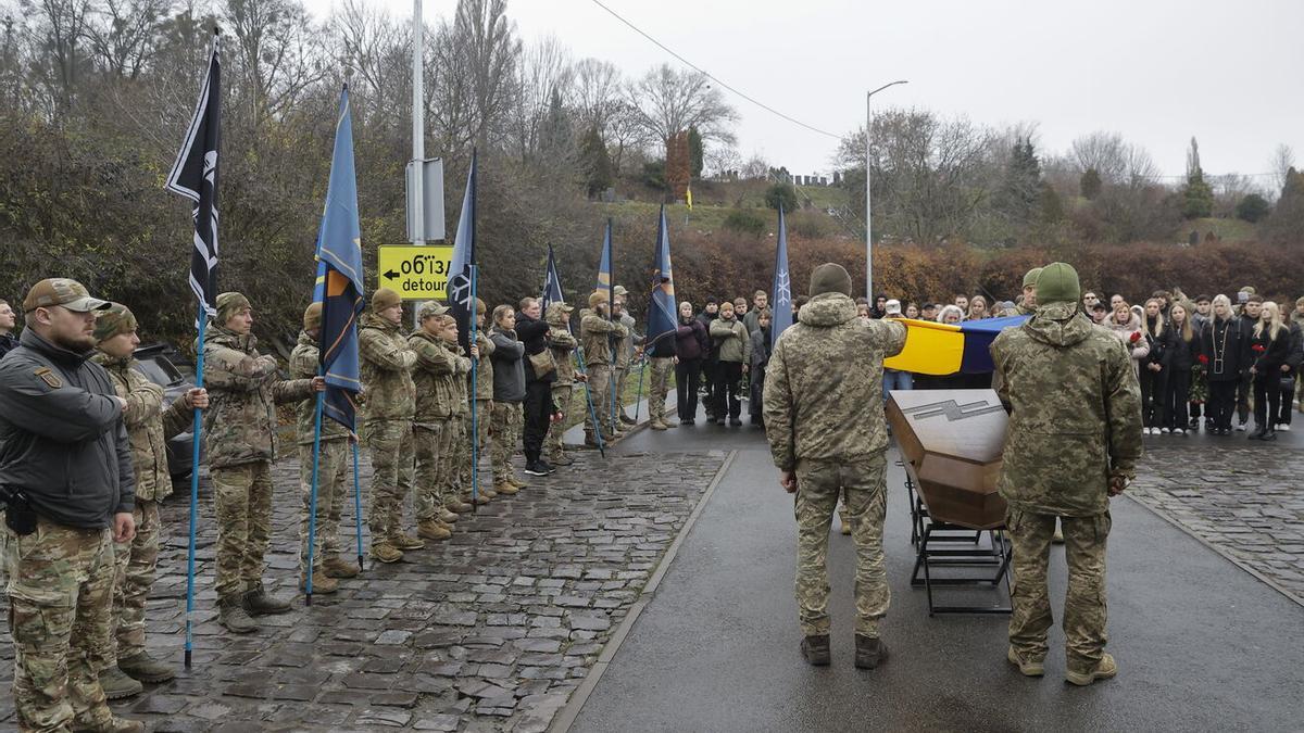Entierro de un soldado en Ucrania.