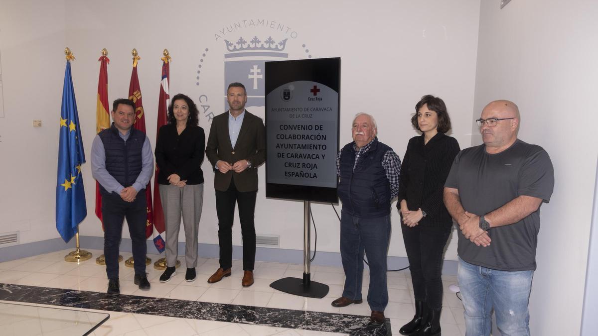 El Ayuntamiento de Caravaca y Cruz Roja formalizan un acuerdo para el refuerzo del dispositivo preventivo del Año Jubilar 2024