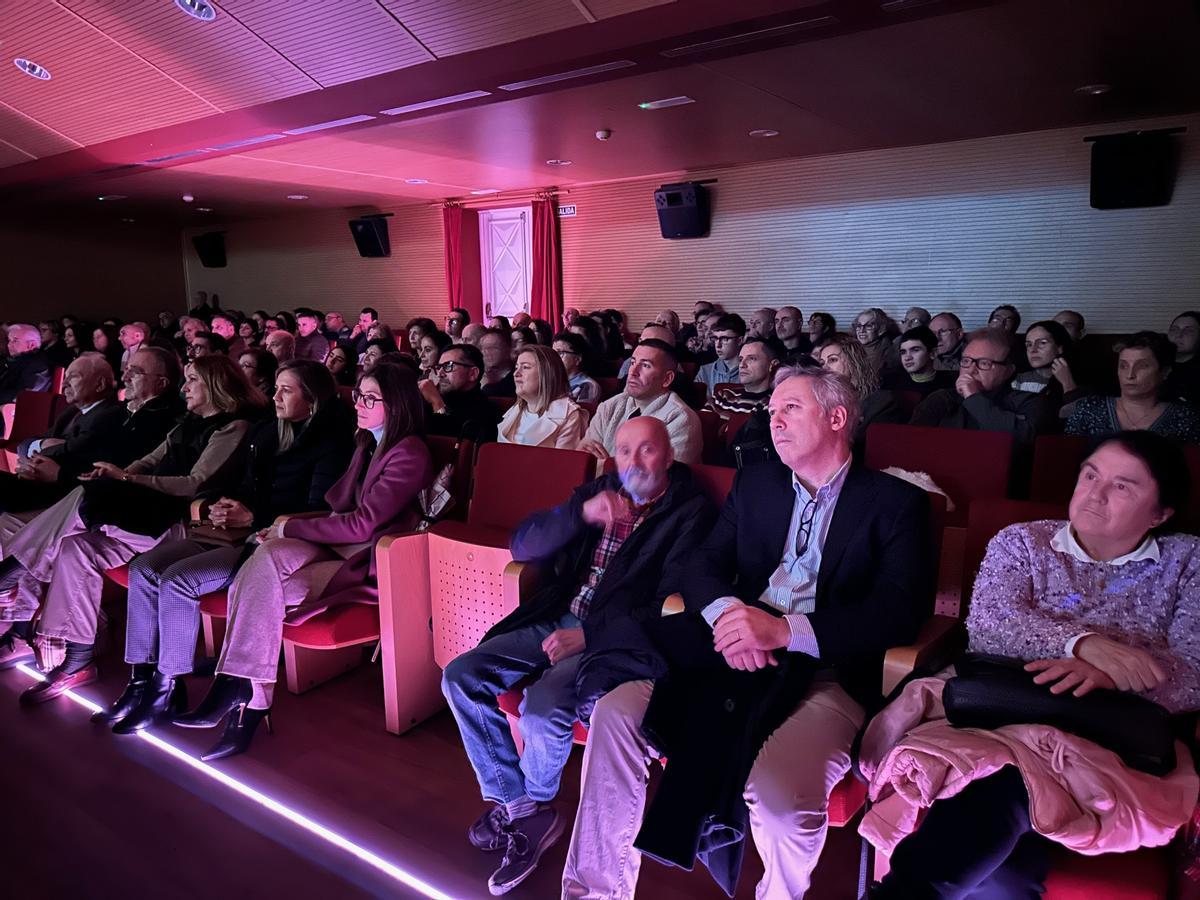 La Gala del Deporte de Navia, un aplauso al esfuerzo y la determinación La Gala del Deporte de Navia, un aplauso al esfuerzo y la determinación