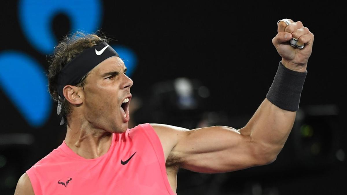 Rafa Nadal celebra su victoria contra Nick Kyrgiosdurante su partido del Open de Australia en Melbourne.