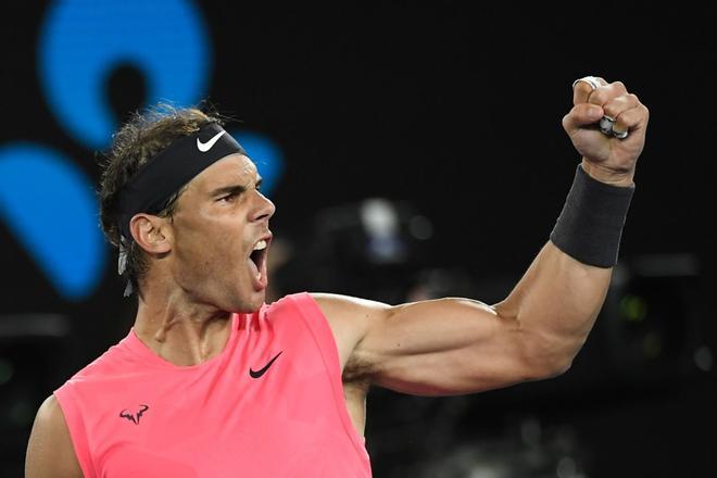 Rafa Nadal celebra su victoria contra Nick Kyrgiosdurante su partido del Open de Australia en Melbourne.