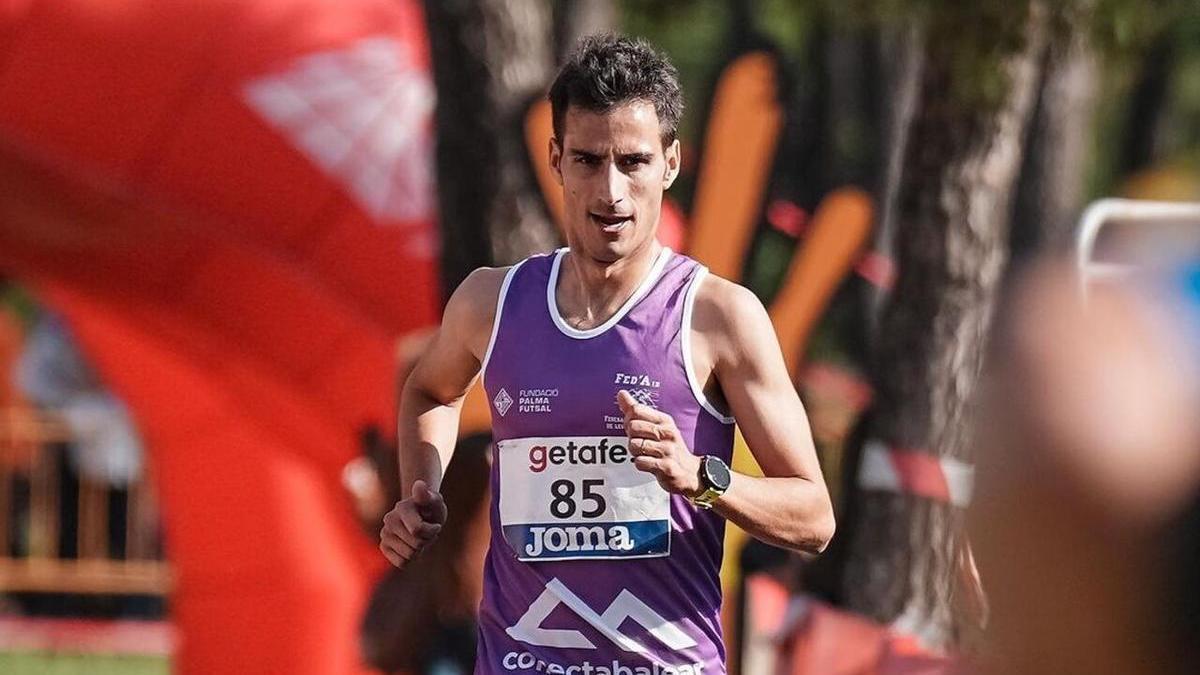 Mario Mola, en el último Nacional de cross con la selección balear