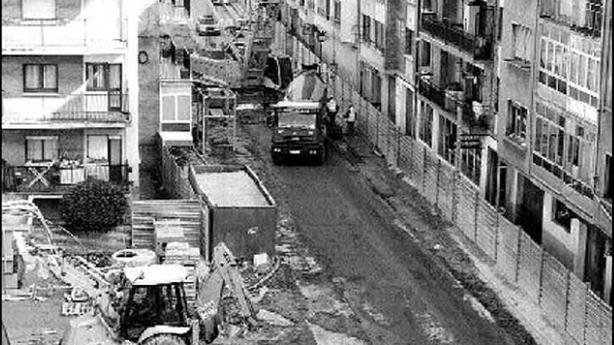 Obras del encauzamiento del río San Pedro en la calle Darío de Regoyos.