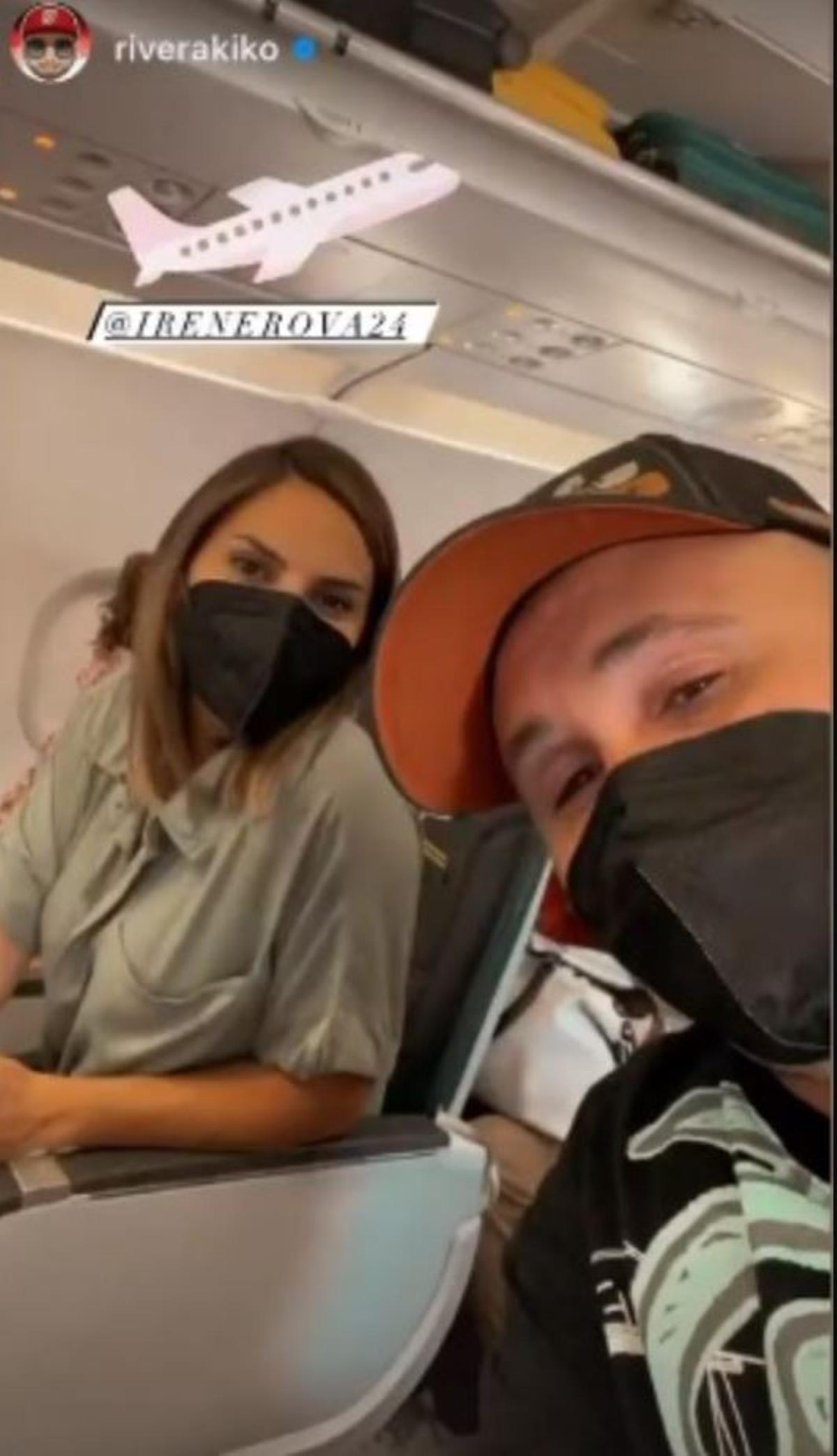 Kiko Rivera e Irene Rosales en la playa con sus hijas