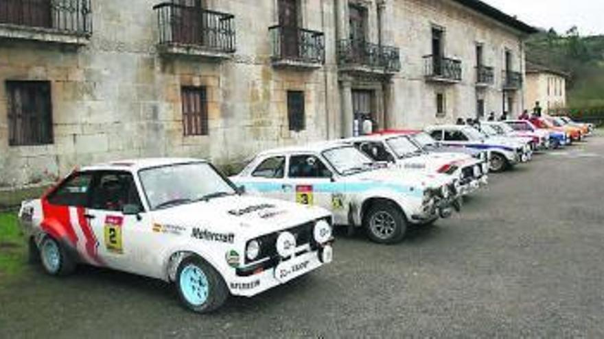 Ford Escort en Cornellana. / j. b. d.