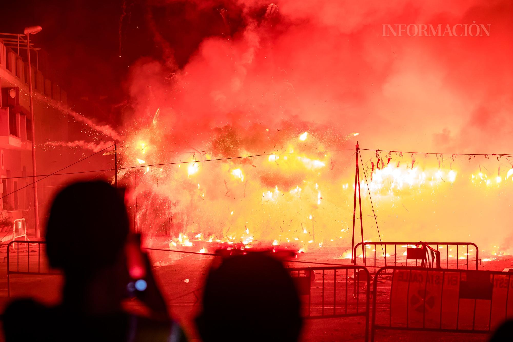 Así ha sido la Mascletà Noctura en las Fiestas de La Nucía