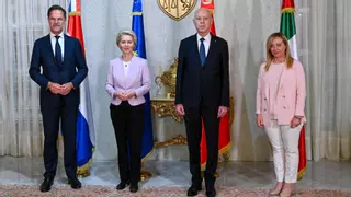 Túnez, una dictadura xenófoba de manual pero "país seguro" para los migrantes según la UE