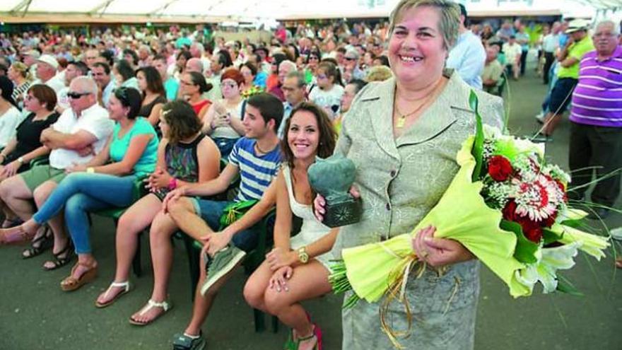 Aplausos a la maestra del calado