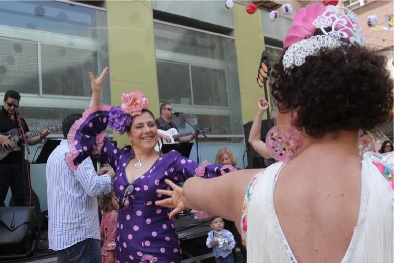 Gran ambiente en al Fiesta de las Cruces de Mayo en Cartagena