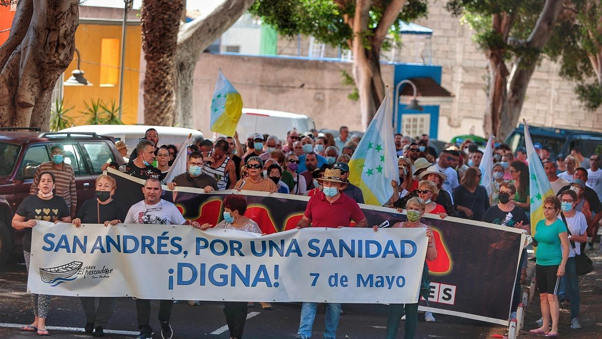 Cabecera de la manifestación celebrada en mayo en demanda de una mejor Sanidad en San Andrés.