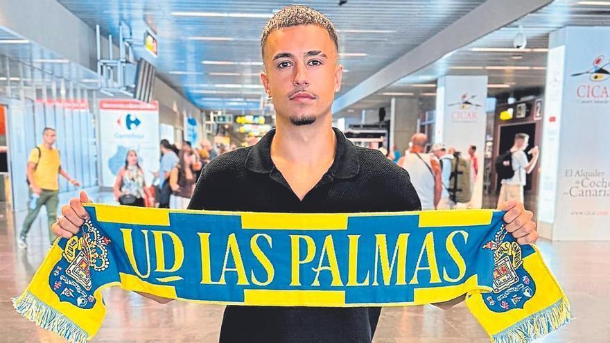 Llegada de Iván Jaime, nuevo jugador de la UD Las Palmas, a Gran Canaria