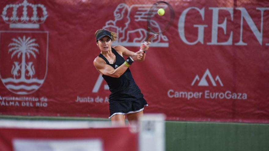 Marina Bassols, en acció durant la final de l’ITF Palma del Río | OPEN GENERALI CIUDAD PALMA DEL RÍO