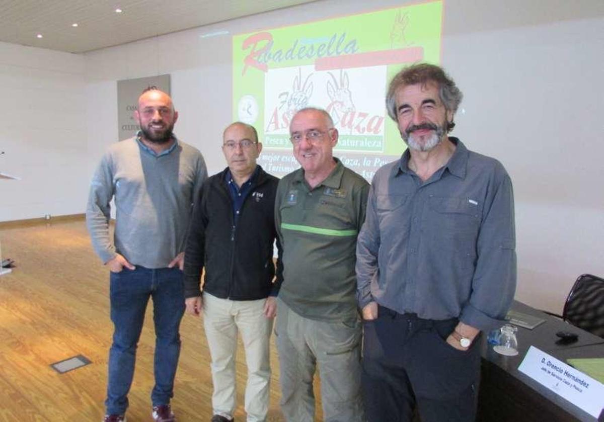 José Tuñón, Orencio Hernández, Miguel Fernández y Guillermo Palomero, ayer en Ribadesella.