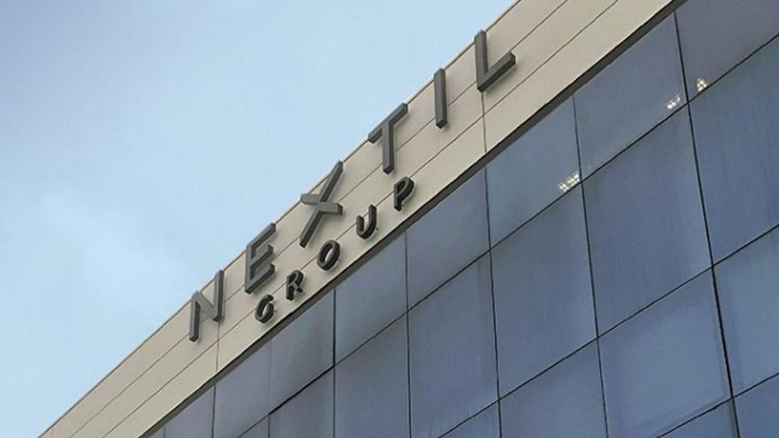 Fachada de la sede del grupo catalán Nextil. | // L.O.