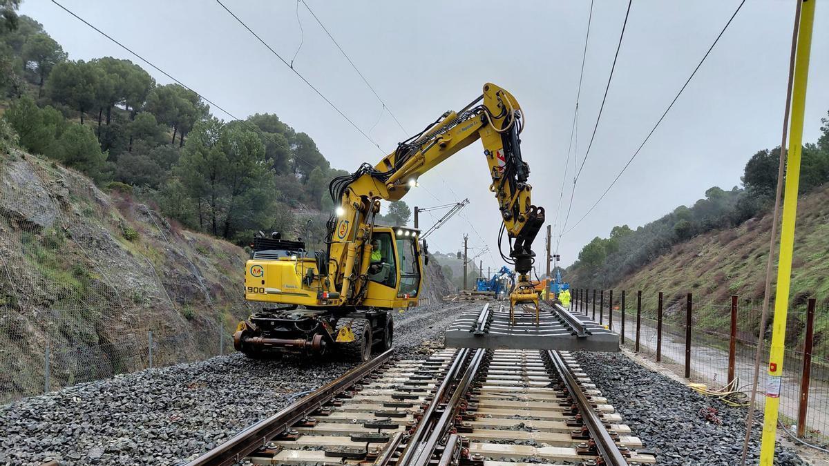 ACCIDENTE ADAMUZ | Adif asegura que comunicó a la jueza el cambio de vías tras el accidente ferroviario que costó la vida a 46 personas