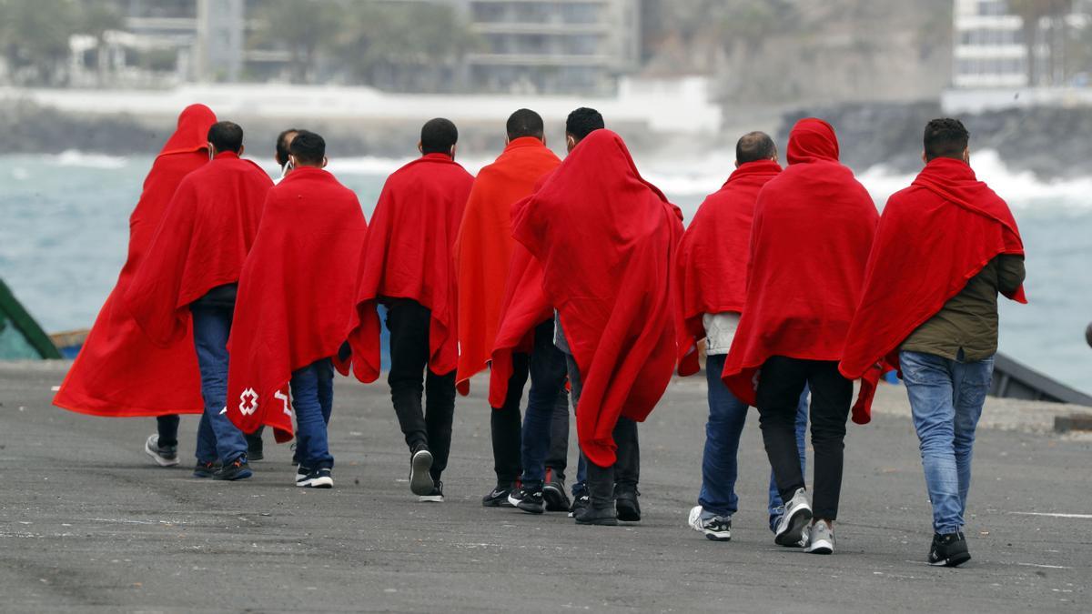 Marruecos arresta a 231 emigrantes subsaharianos que querían ir a Canarias