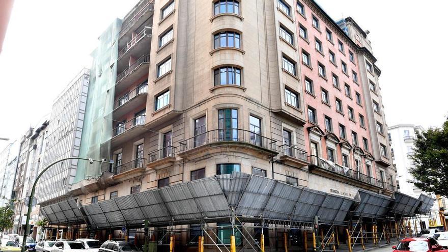 Una comunidad, exenta de pagar a una tienda por las pérdidas tras la colocación de un andamio