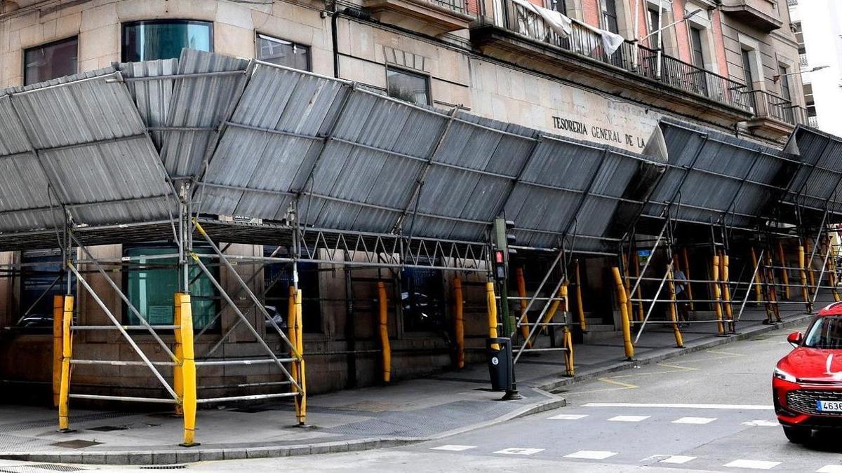 Un edificio con andamios, en imagen de archivo.