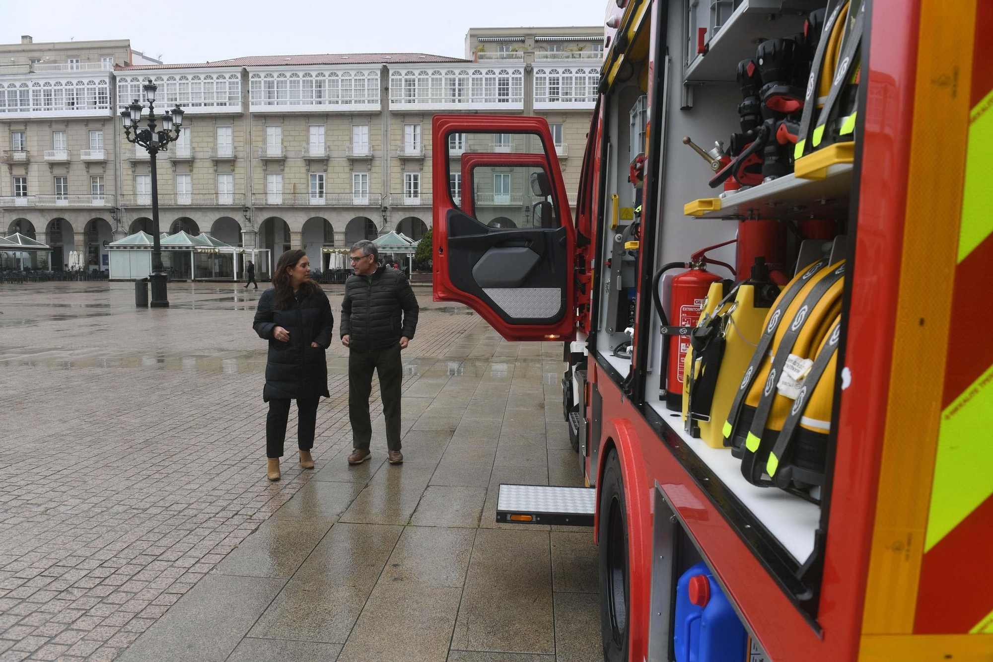 Nuevo vehículo en la presentación de la memoria de actividad de Bomberos