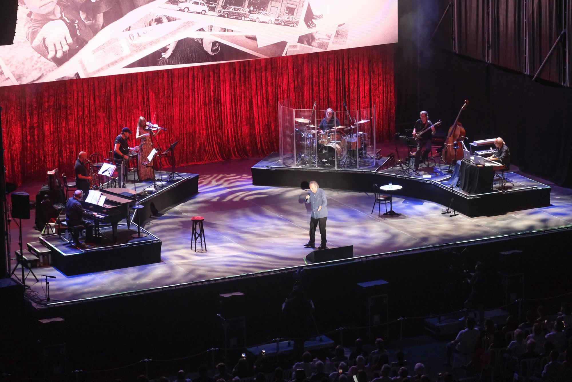 Así ha sido el concierto de Serrat en Alicante