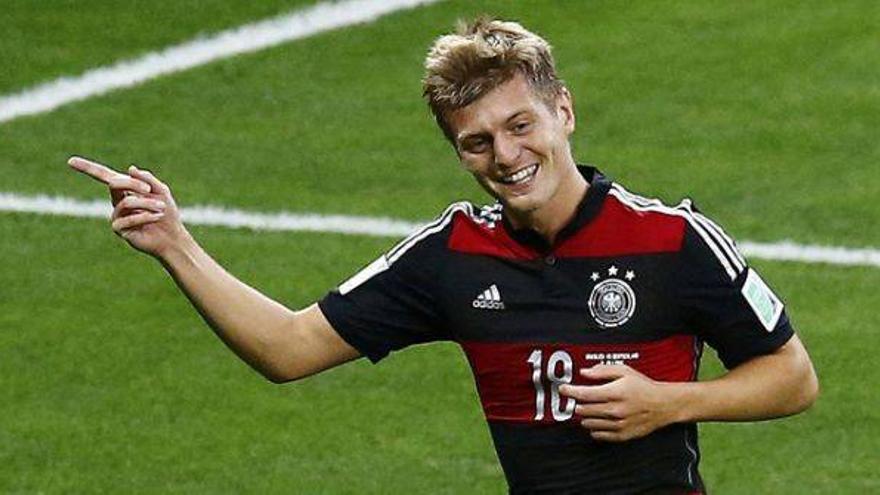 El Madrid anuncia el fichaje de Kroos