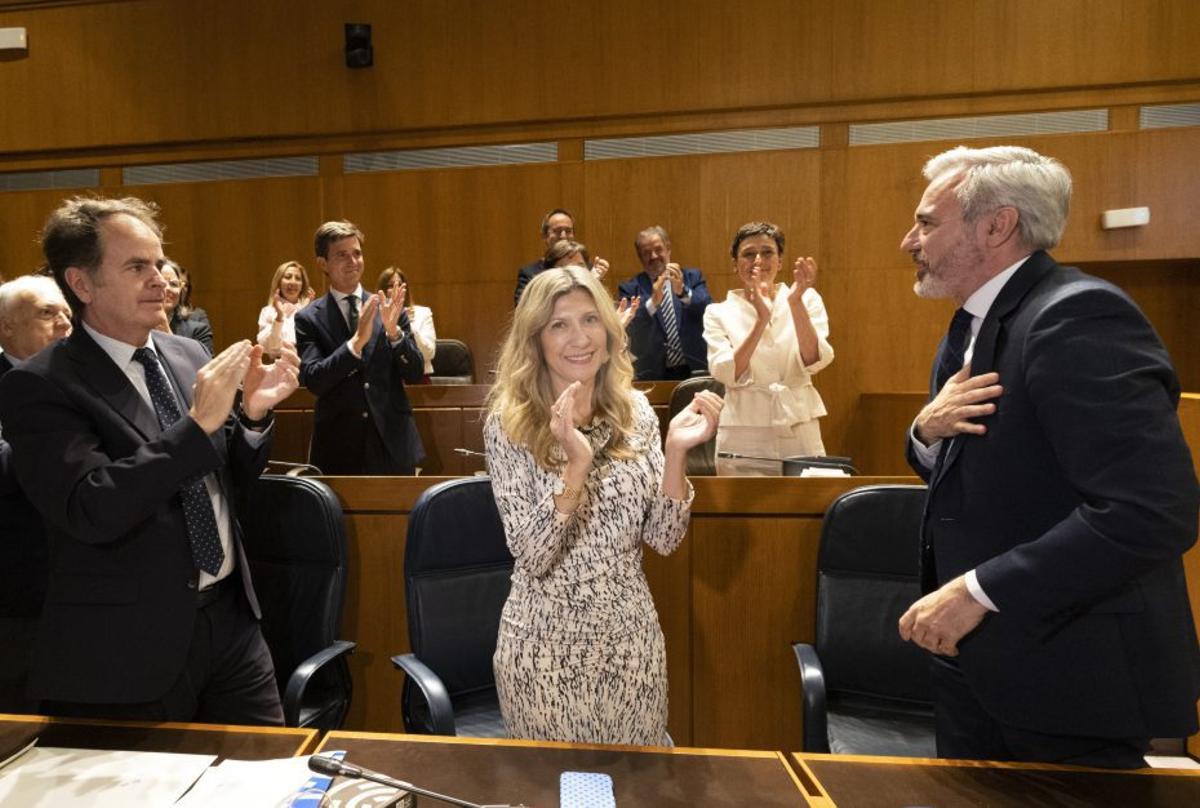 Azcón, investit president d’Aragó gràcies al pacte amb Vox