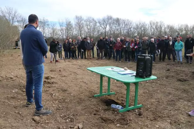 Vídeo | Els pagesos reclamen aturar les captacions de l'aqüífer Fluvià Muga