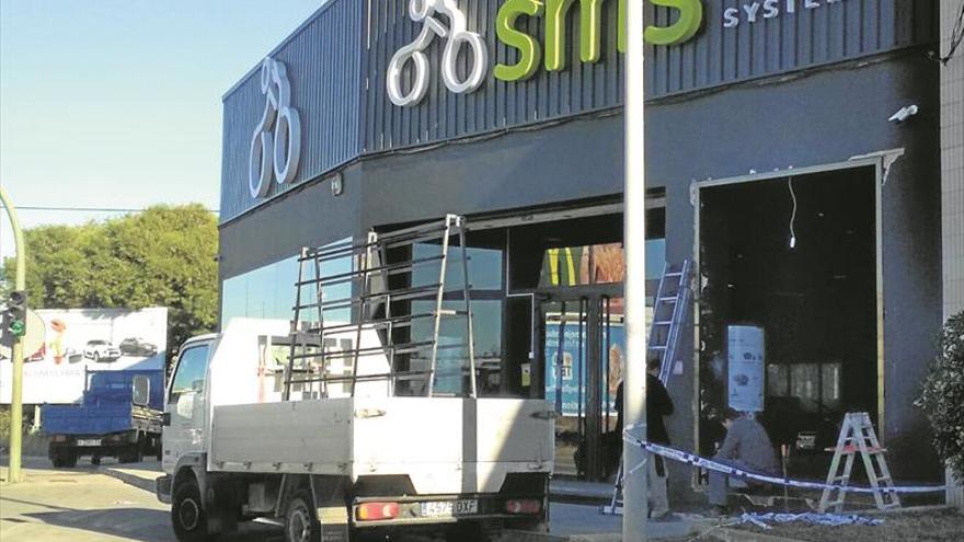 Séptimo alunizaje a la misma tienda de vehículos eléctricos en el último año en Castellón