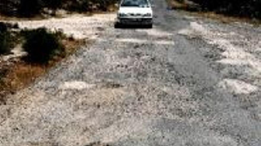 Garganta destina 60.000  a reparar la carretera de Yuste