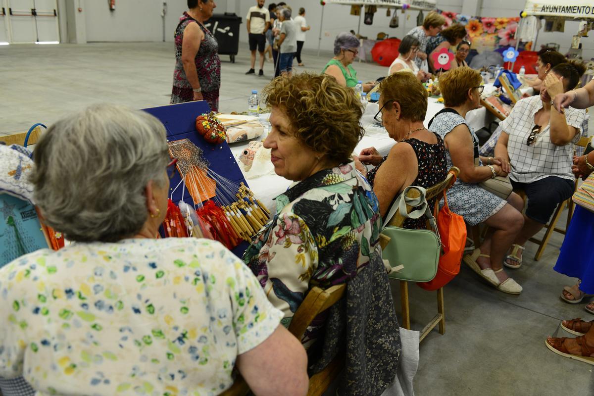 GALERÍA | El arte del encaje y la filigrana toma Benavente