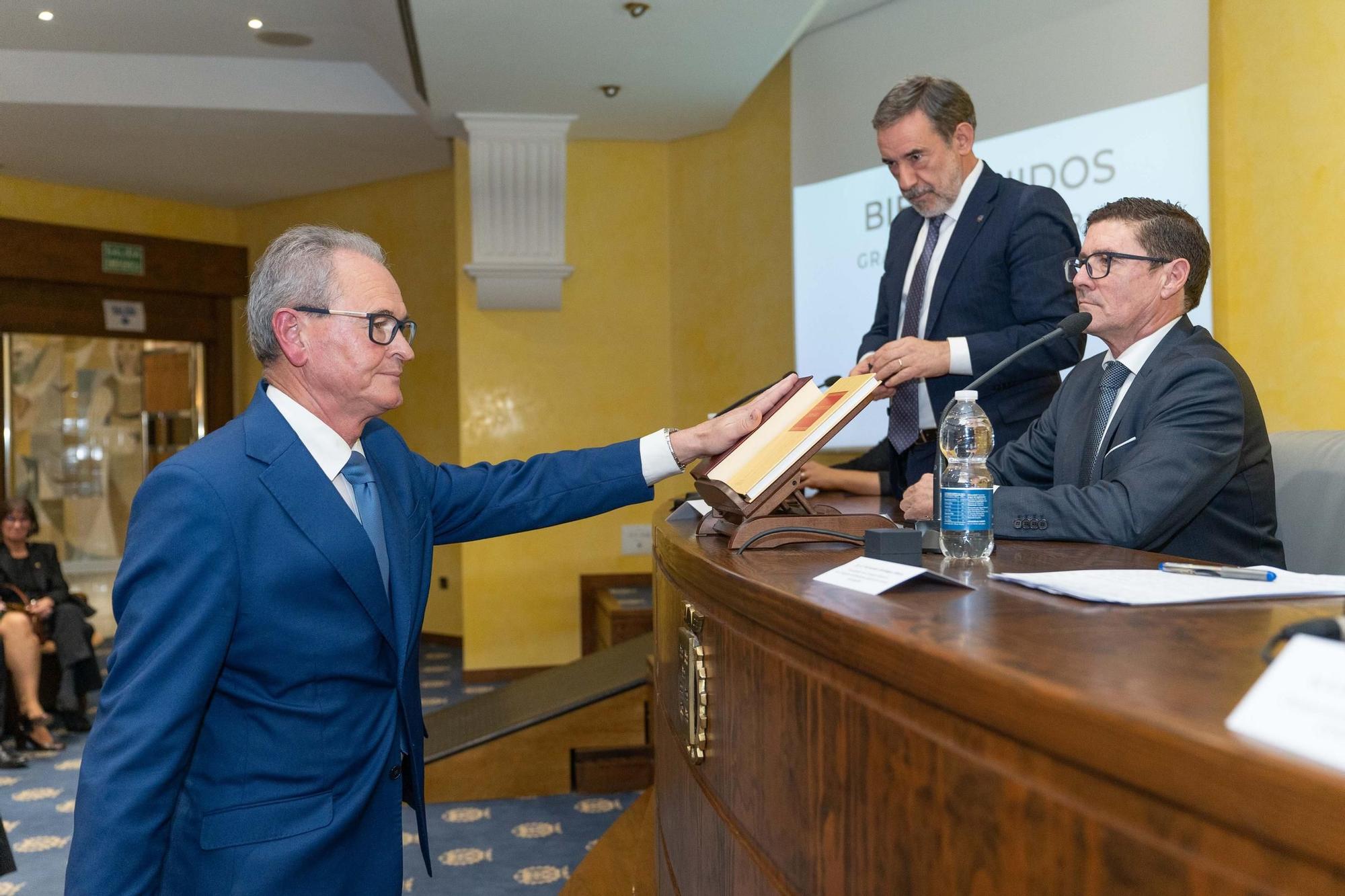 El Colegio de Gestores Administrativos de Murcia celebra patrón y distingue a nuevos colegiados