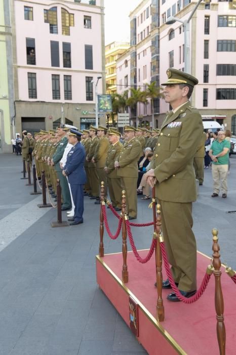 Acto de las fuerzas armadas en conmemoración ...