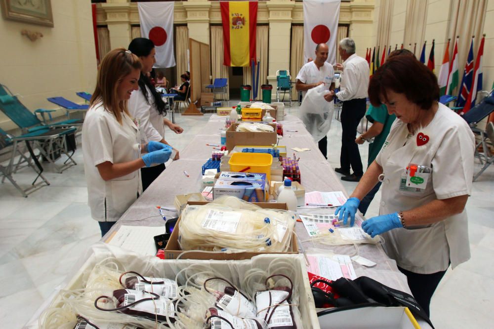 Las donaciones pueden hacerse en el Patio de las Banderas del Ayuntamiento de Málaga, de 10.00 a las 14.00 horas y desde las 16.30 a las 21.30 horas.