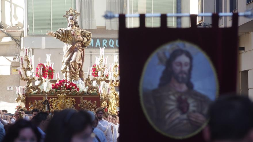 Las imágenes de la procesión del Sagrado Corazón de Jesús por las calles de Málaga