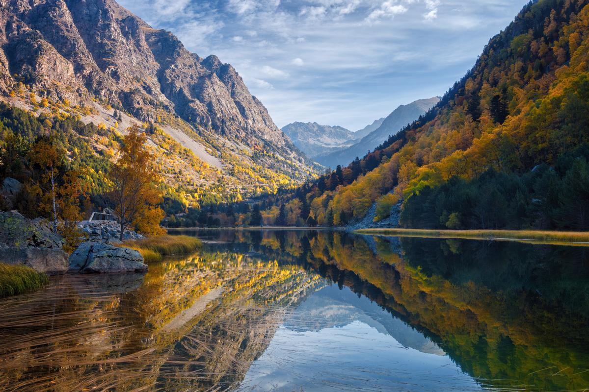 Esta ruta circular pasa por algunos de los lagos de montaña más bonitos del Pirineo