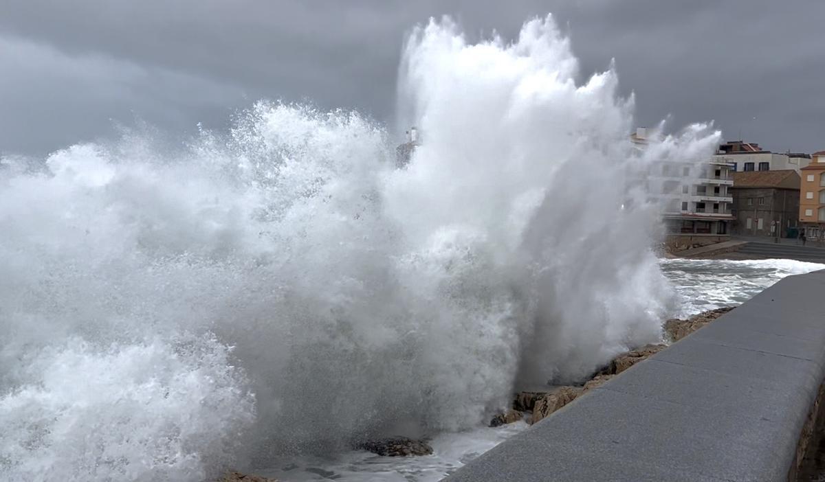 Les imatges del temporal a l'Escala