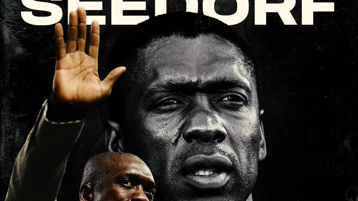 Seedorf se enfrenta al mismo abismo por el que se precipitó en el Deportivo: un histórico que pelea por salvarse tras caer de goleada