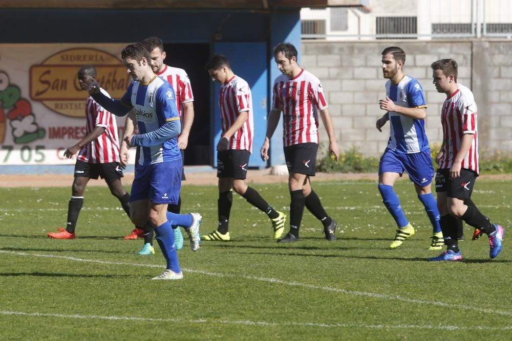 El partido entre el Real Avilés y el Siero, en imágenes