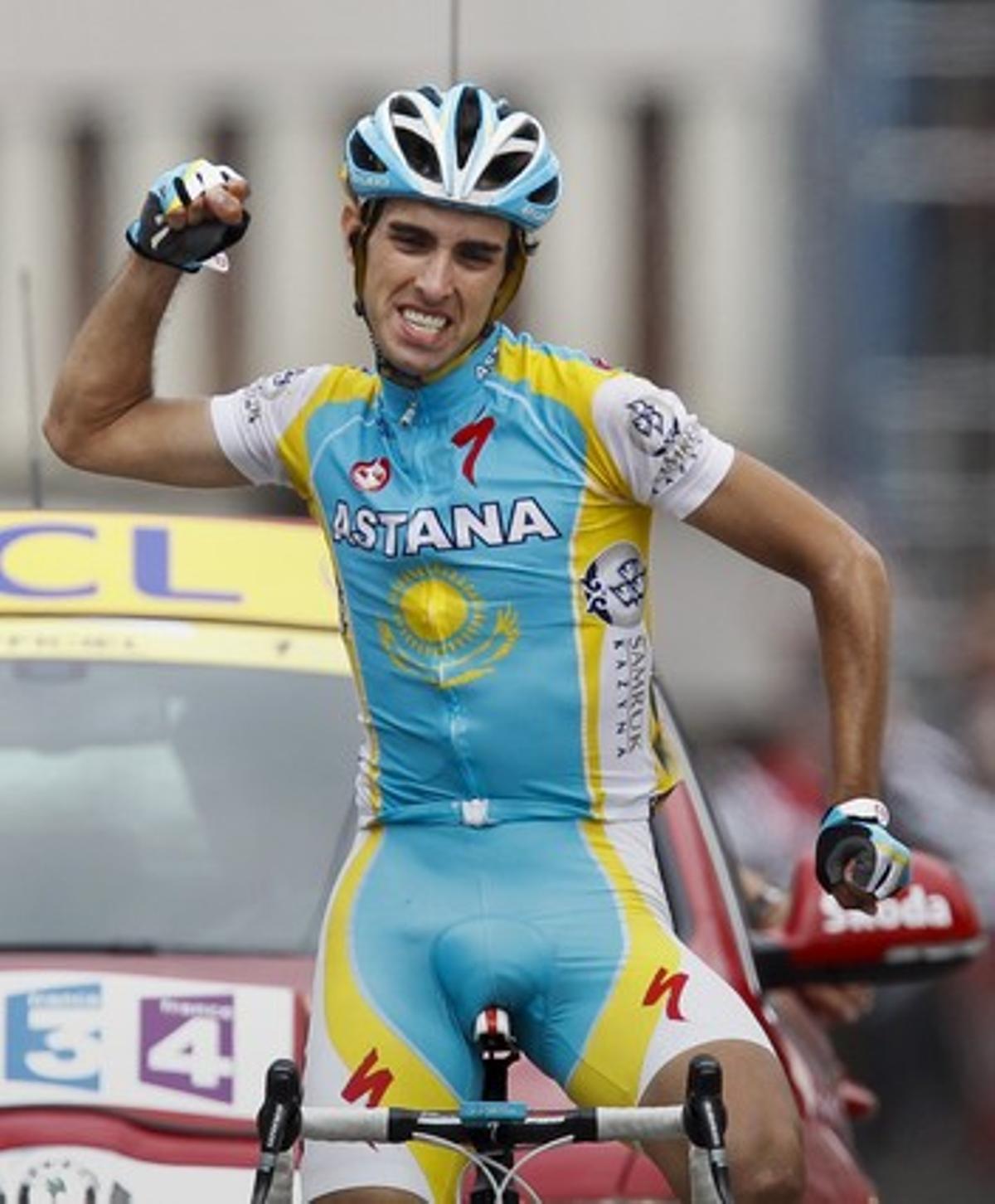 Daniel Navarro, de l’equip Astana, avui a la meta de Grenoble. Daniel Navarro, de l’equip Astana, avui a la meta de Grenoble.