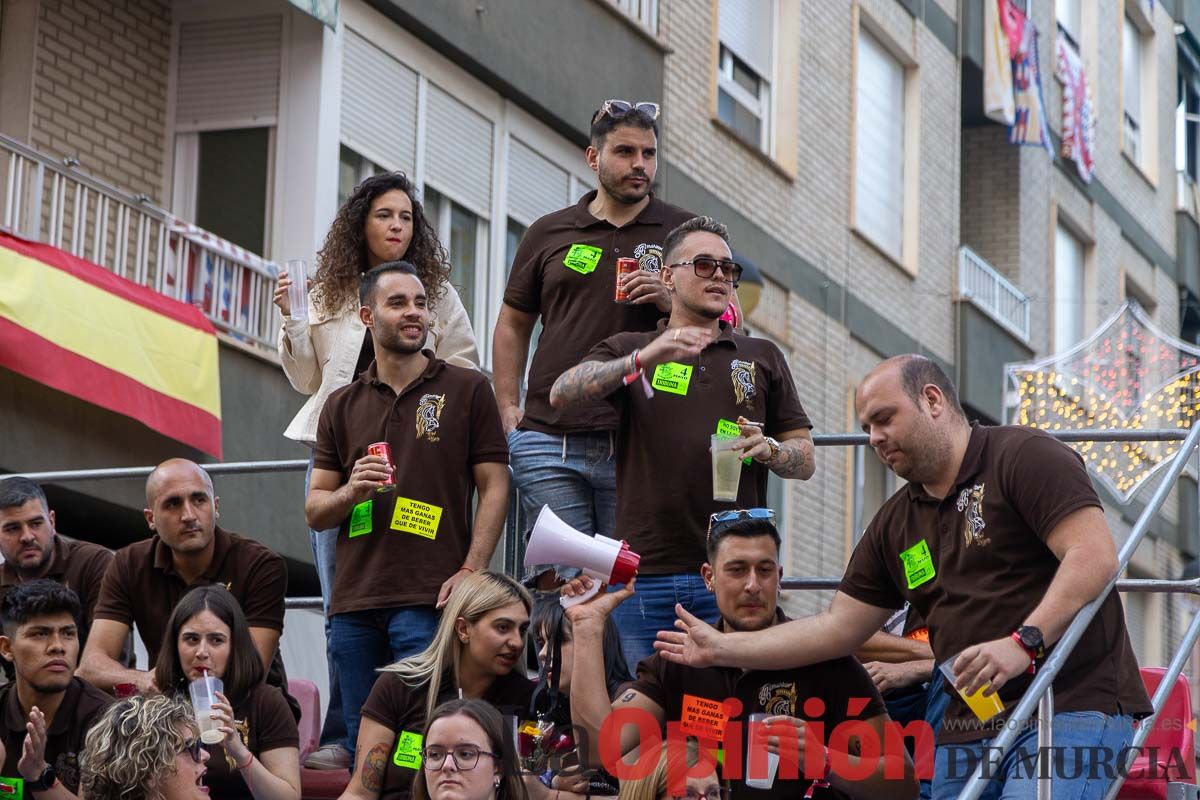 Gran desfile en Caravaca (bando Caballos del Vino)