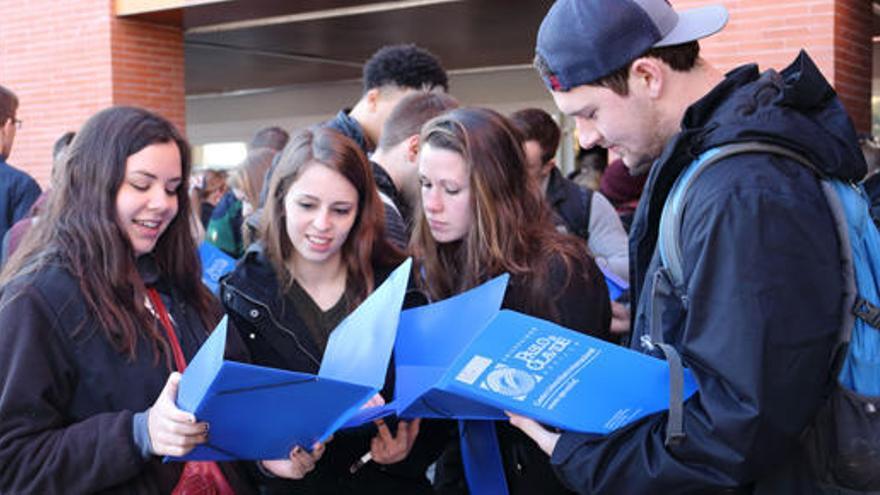 La cotización de las prácticas universitarias no será obligatoria hasta el próximo curso