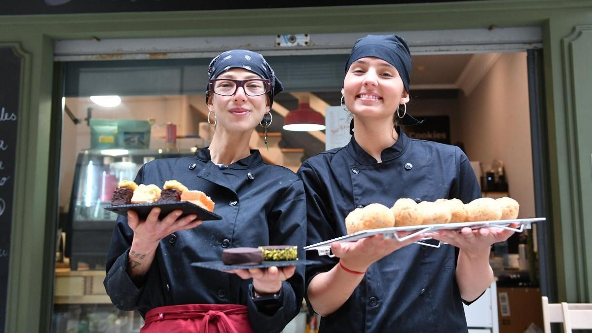 La nueva cafetería argentina de A Coruña donde todo es artesano: "Hasta la pasta de pistacho es casera"