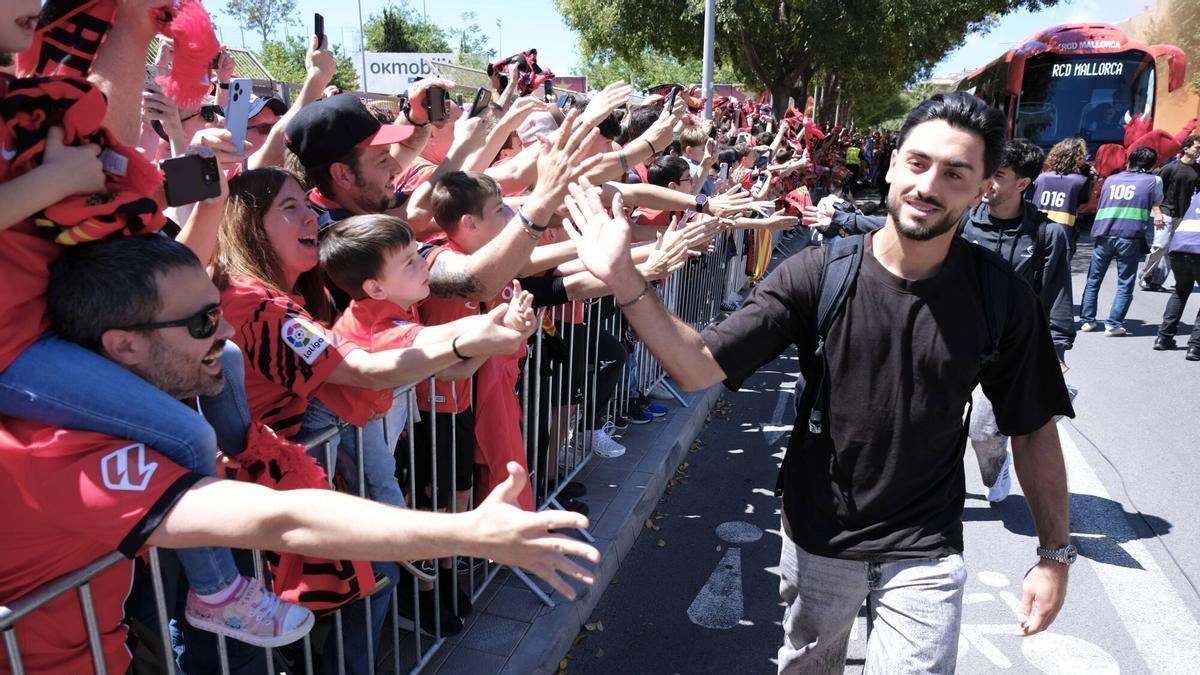 Así han recibido los aficionados al Mallorca en Son Moix antes del partido clave contra el Villarreal