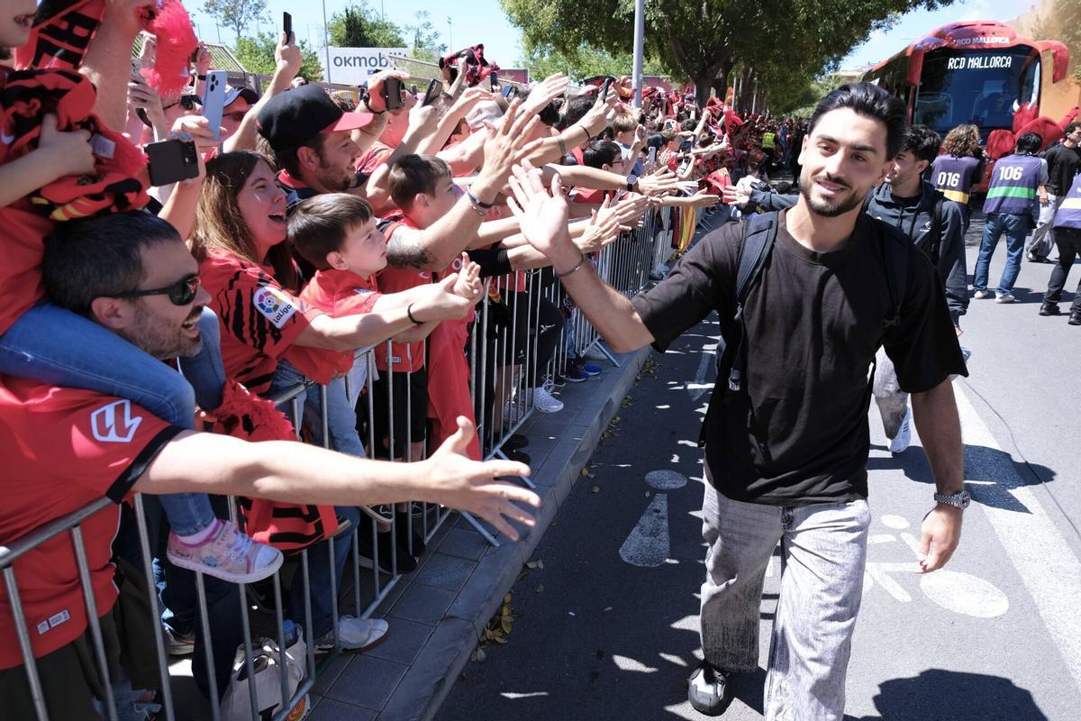 Así han recibido los aficionados al Mallorca en Son Moix antes del partido clave contra el Villarreal