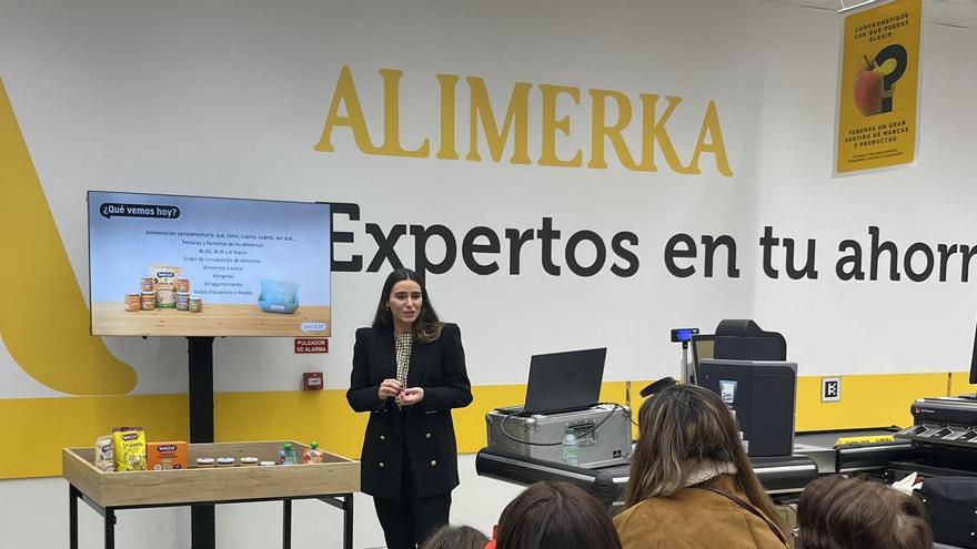 La nutricionista Elena Toledano ofrece un taller de alimentación complementaria