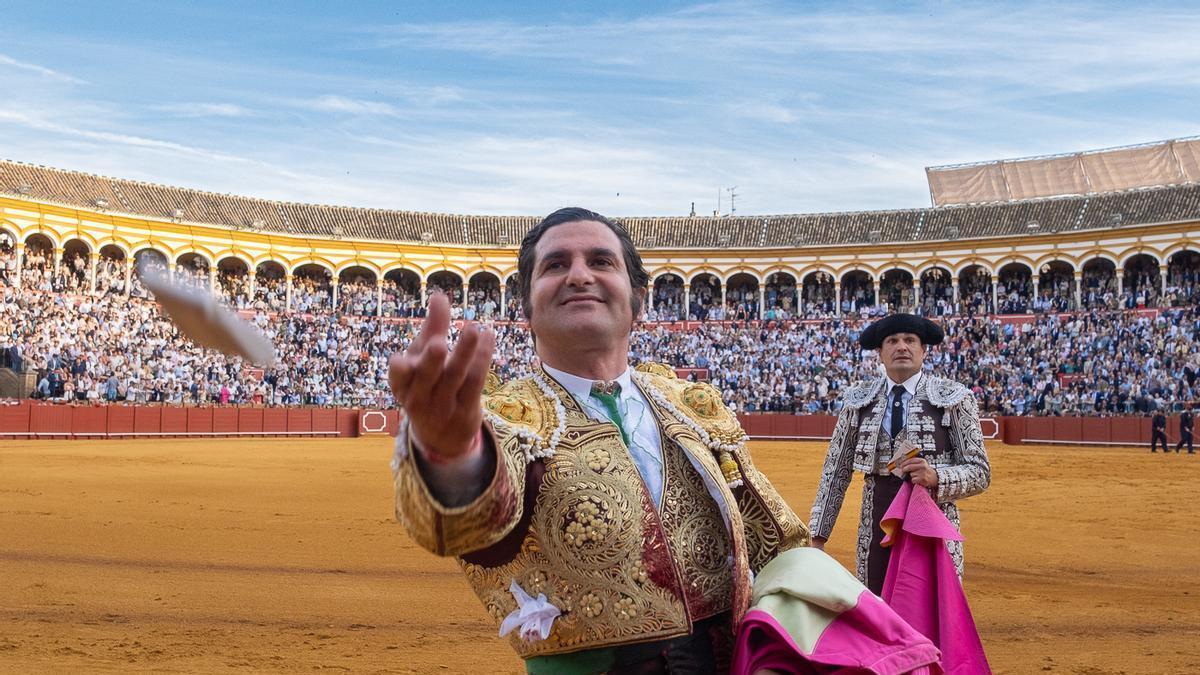 Clamorosa vuelta al ruedo de Morante.